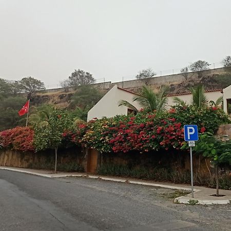 Casa Das Buganvilias Praia Buitenkant foto